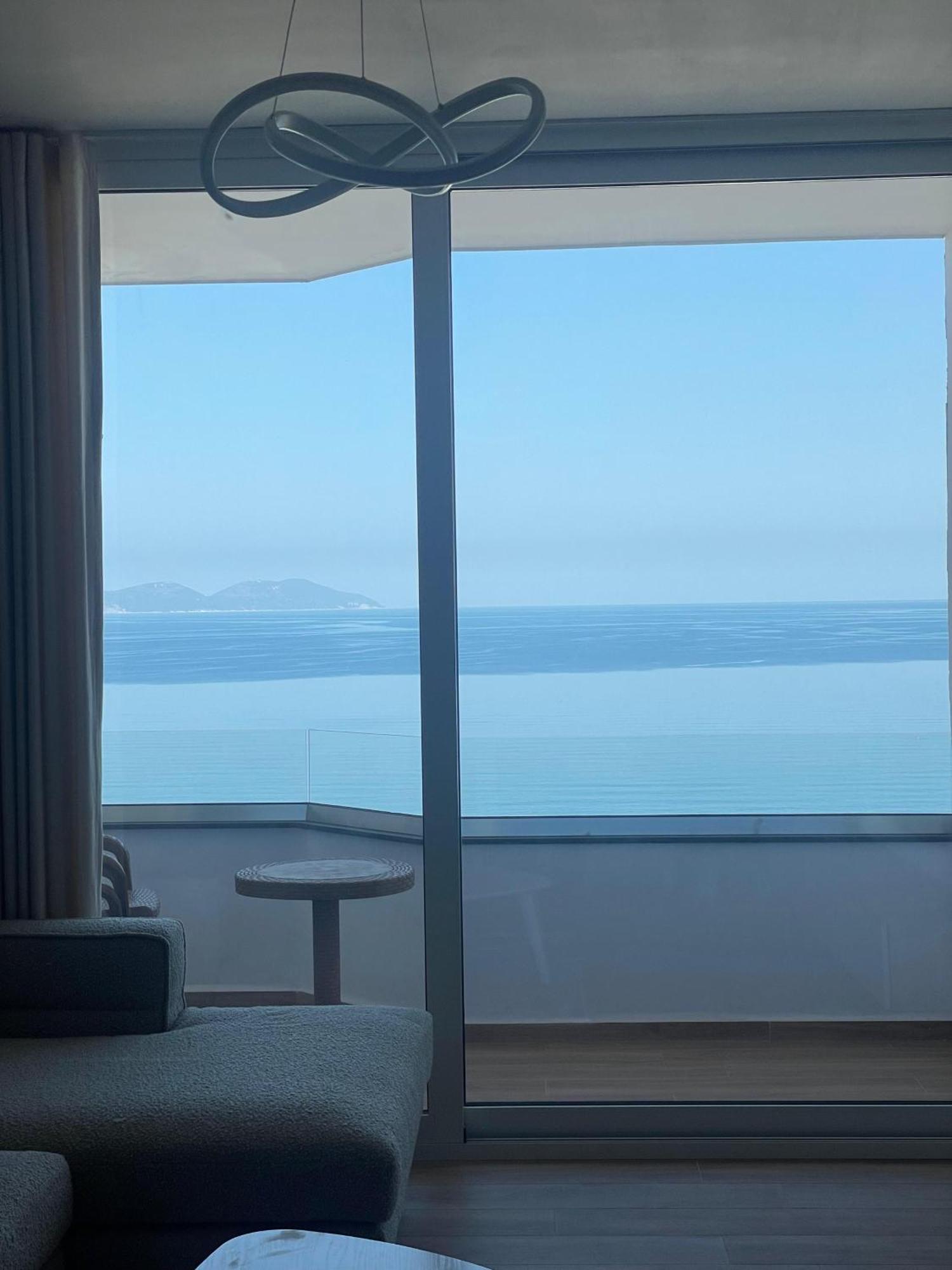 Apartment E *