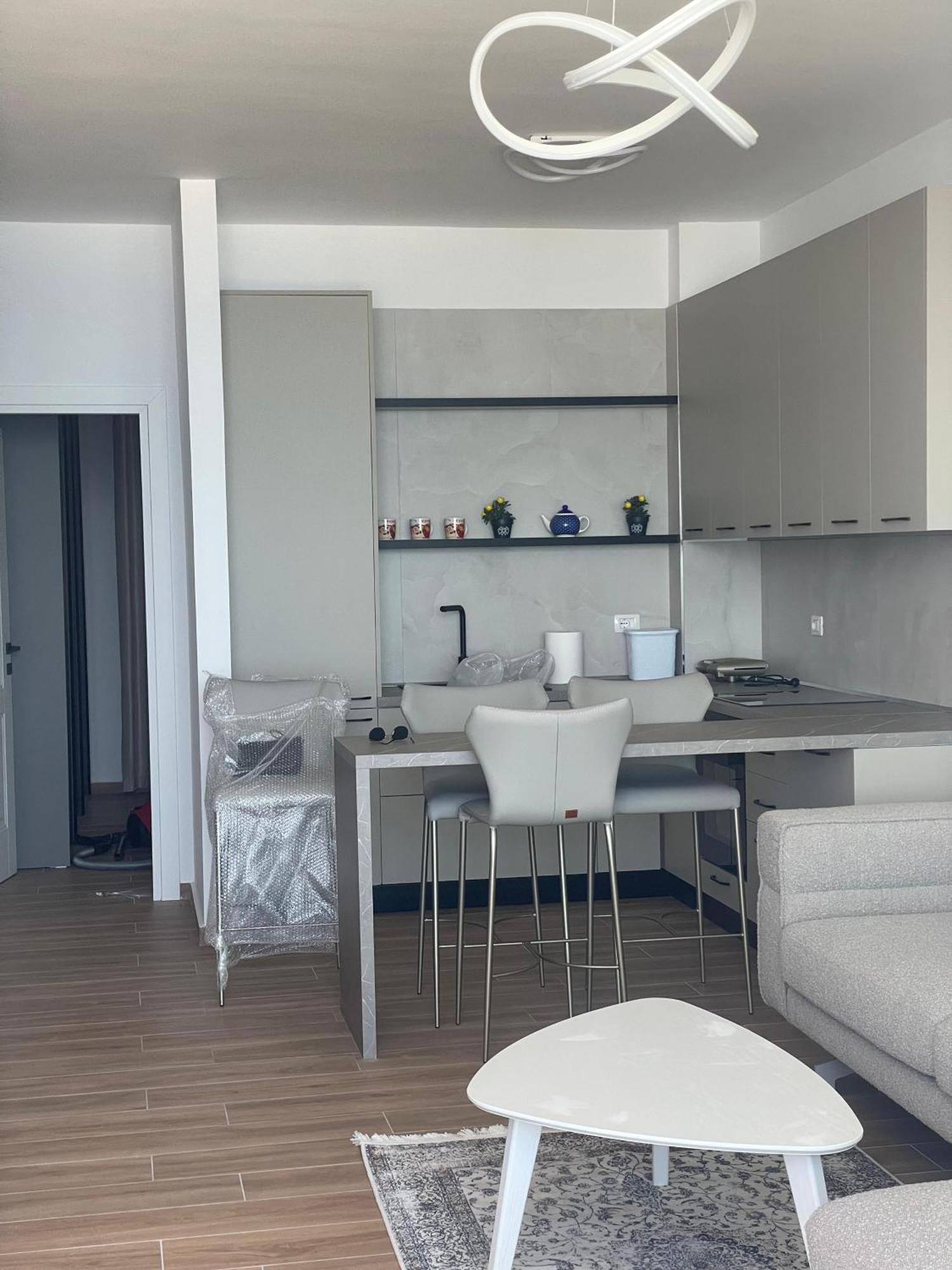 Apartment E *